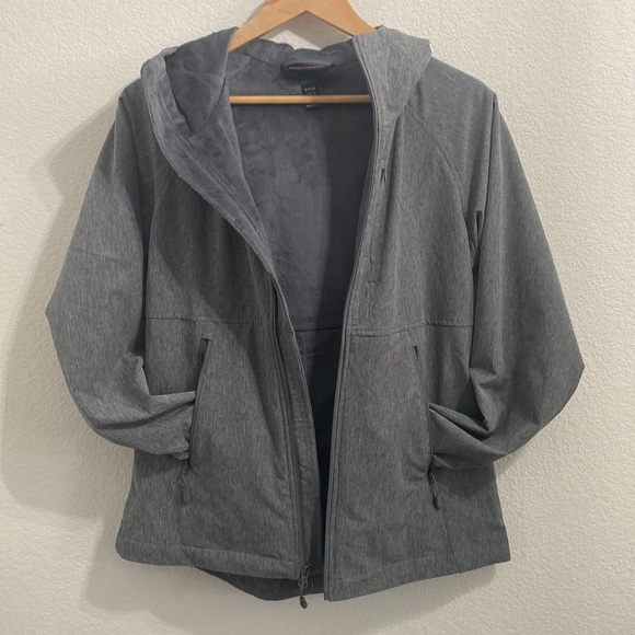 Kirkland waterproof jacket - Picture 4 of 5